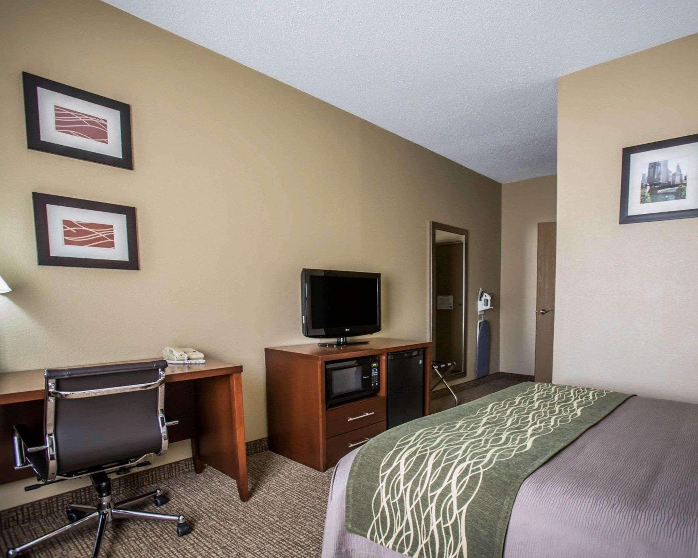 Comfort Inn Morris I-80 מראה חיצוני תמונה